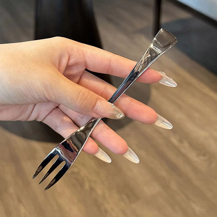 Kitchen%20accessories%20Stainless%20Steel%20Dinner%20Fork%20Long%20Handle%20Table%20Forks%20Set%20Korean%20Cutlery%20Four%20Tine%20Salad%20Dessert%20Fruit%20Forks%20Kitchen%20Demoo%20-%20Image%202