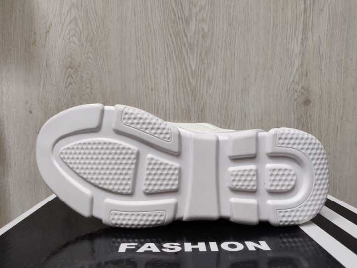 Women's%20Pink%20Sneakers%20Casual%20Comfortable%20Breathable%20Low%20Top%20Fashionable%20Footwear%20-%20Image%205