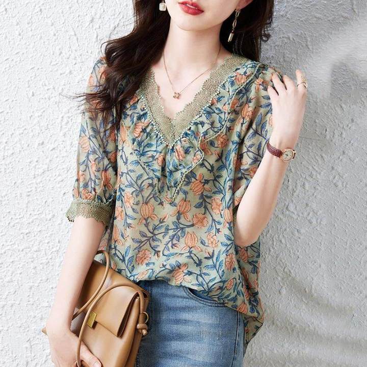 2026%20Summer%20High%20Jacquard%20Chiffon%20Shirt%20Women's%20Short-sleeved%20Noble%20Temperament%20Lady%20Casual%20V-neck%20Korean%20Shirt%20-%20Image%202