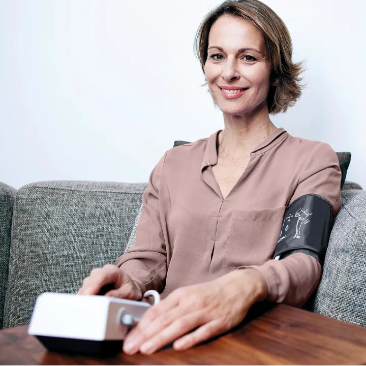 Microlife%20Blood%20Pressure%20Monitor%20(Bp-B1%20Standard),%201%20Set%20-%20Image%204