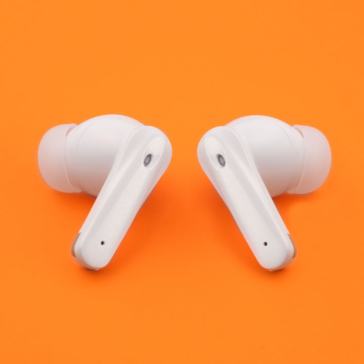 Remax%20ANC+ENC%20True%20Wireless%20Earbuds%20CozyPods%20W21N%20-%20Image%202