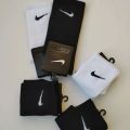 Nike Men's Everyday Cushioned Cotton Crew socks - Pack of  1 pair. 