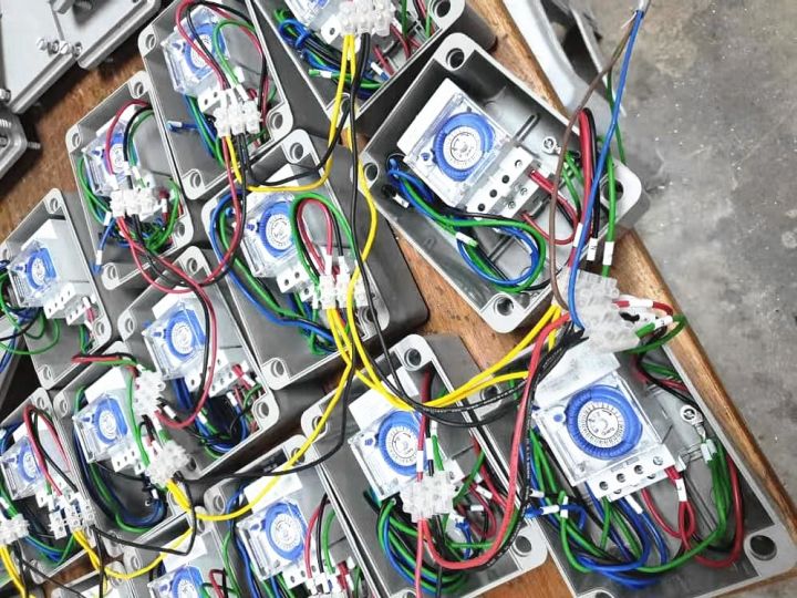 Time%20Relay%20Mechanical%20Timer%2024%20hours%20Time%20Switch%20Relay%20Electrical%20Programmable%20Timer%20-%20Image%205