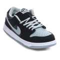 Unisex Black Color SB Dunk Low Pro Sneakers. 