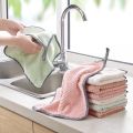 Kitchen cloths are not oily, dishwashing cloths can be hung, and cleaning cloths can absorb water, not hair, and wipe tables and towels. 