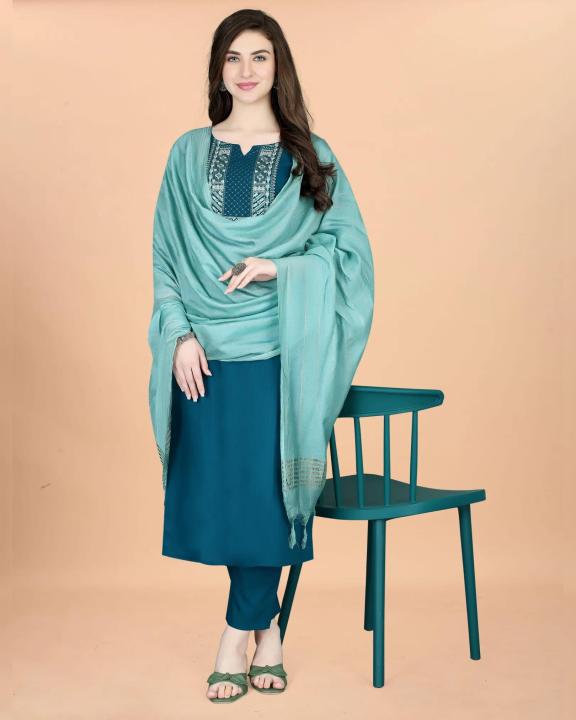 Women%E2%80%99s%20Cotton%20Blend%20Heavy%20Embroidered%20Kurta%20Set%20with%20Pant%20&%20Chanderi%20Dupatta%20By%20Sapnaaz%20Fashion%20-%20Image%2010