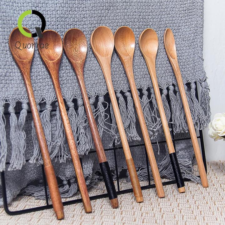 Stir%20the%20juice%20with%20a%20high%20temperature%20resistant%20Quorrae%20wooden%20spoon%20and%20honey%20spoon%20-%20Image%205