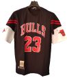 Round Bulls 23 Drop Shoulder, Half Sleeves, Printed T-Shirt For Men. 