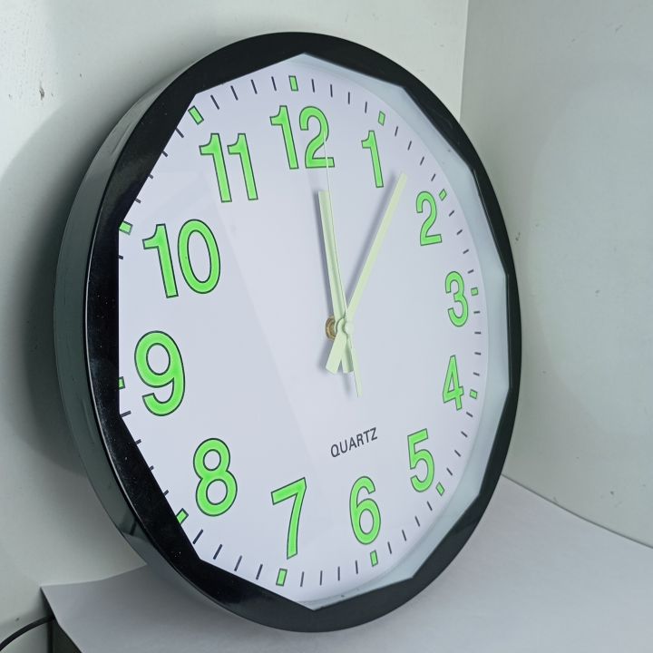 New%20Model%20Round%20White%20Dial%20Green%201,2,3,4%20Numbering%20Sweep%20Silent%20Moment%20Night%20Glow%20Wall%20Clock%20Official%20Design%20For%20Home,%20Office%2030*30%20cm%20(No%20Sound)%20%7C%7C%20Sold%20By%20Watch%20House%20-%20Image%202