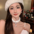 Cute Sweet Feather Plush Snowflake Pearl Choker Necklace Christmas Party Choker Zhongweirui. 