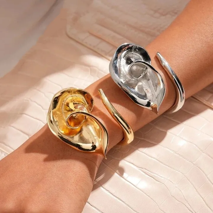 Simple%20Metal%20Irregular%20Flower%20Wide%20Open%20Bangle%20Alloy%20Flower%20Leaf%20Flower%20Cuff%20Bangles%20Europe%20American%20Style%20Minority%20Design%20Exaggerated%20Bracelet%20Girls%20-%20Image%208