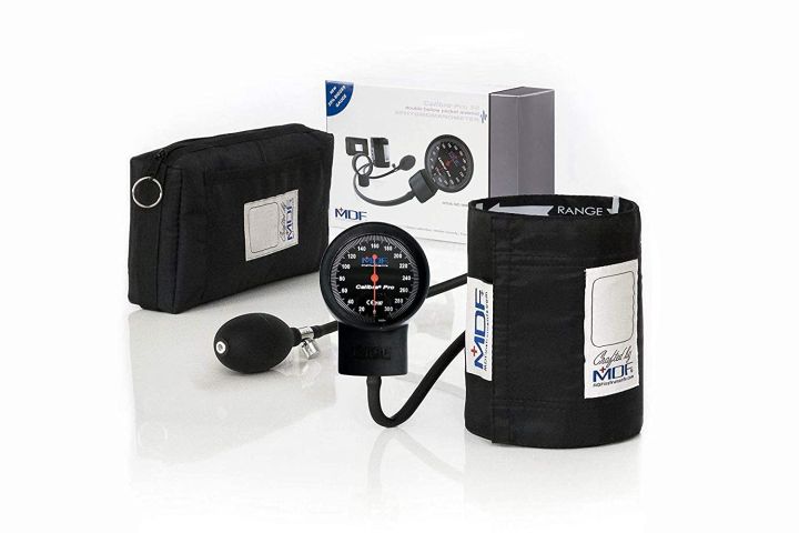 MDF%20Calibra%20Pro%20Sphygmomanometer%20-%20Black%20-%20Image%203