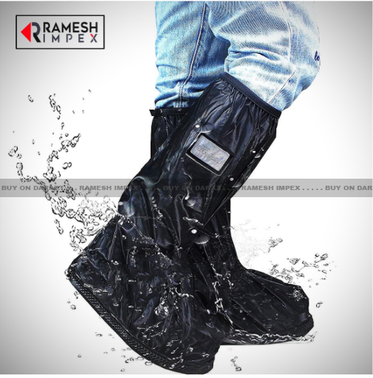 Black%20Stylish%20Long%20Length%20Anti-Slip%20Sole%20Grip%20Rainproof%20And%20Mudproof%20Side%20Zippered%20Rain%20Shoe%20Saver%20For%20Men%20-%20Image%202