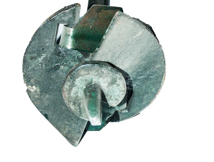 Round%20Type%20Soil%20Auger%20%E2%80%93%20High-Strength%20Drilling%20Tool%20for%20Soil%20Sampling%20and%20Analysis%20-%20Image%204