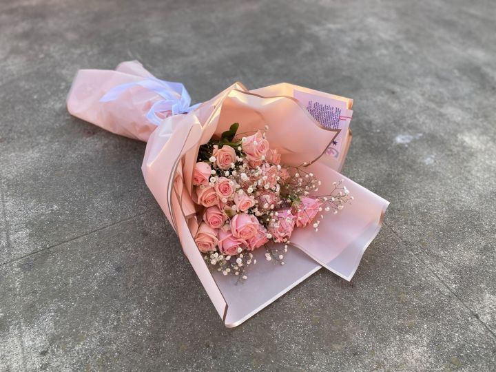 Pink%20Flower%20bouquet%20wrapping%20paper%20,Waterproof%20%20,Golden%20Border%20Gift%20Wrapping%20Paper%20Sheet%20of%2020%20sheet%20pink,%201%20pack,%20-%20Image%205