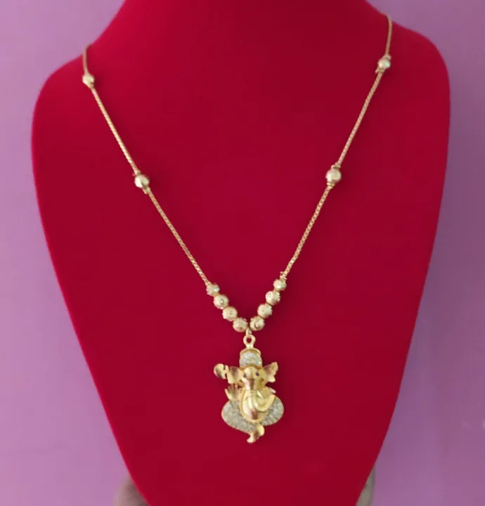 Pure%20Gold%20Plated%20Chain%20With%20Ganesh%20Shaped%20Locket%20With%20White%20Stone%20And%20Ruby%20For%20Women%20-%20Image%202