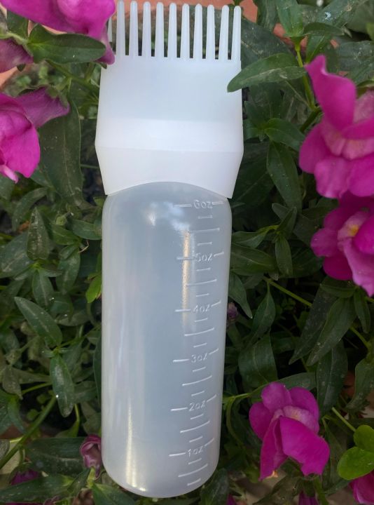Oil%20Bottle%20with%20Comb%20Brush%20,%20Hair%20Color%20Applicator%20,%20Oil%20Applicator%20Bottle120%20ML%20-%20Image%209
