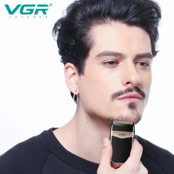 VGR%20V-331%20Ultra%20Thin%203-Speed%20Electric%20Shaver%20for%20Men%20%7C%20Rechargeable%20&%20Portable%20-%20Image%203