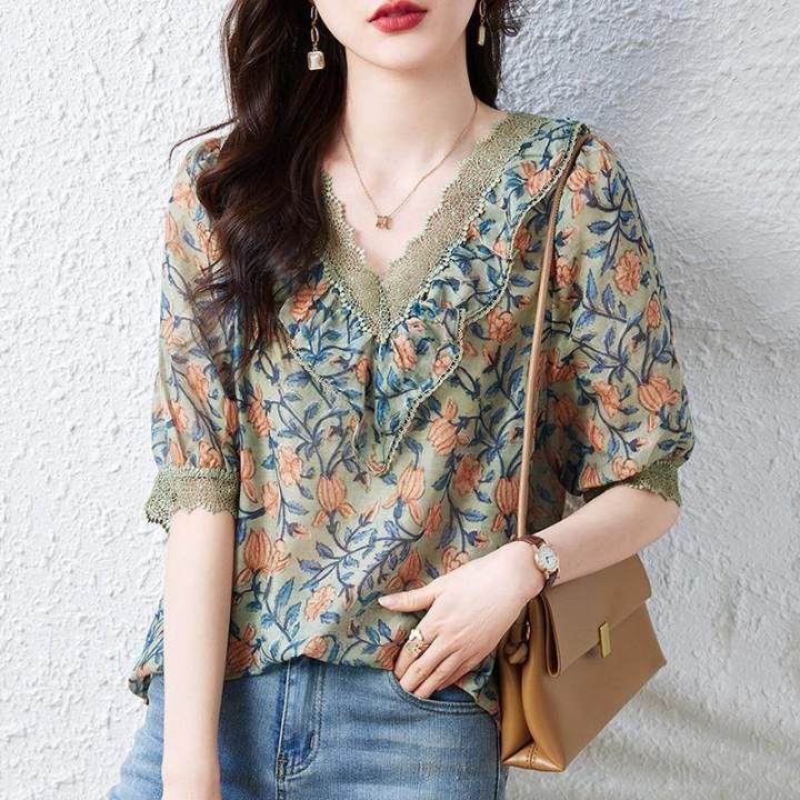 2026%20Summer%20High%20Jacquard%20Chiffon%20Shirt%20Women's%20Short-sleeved%20Noble%20Temperament%20Lady%20Casual%20V-neck%20Korean%20Shirt%20-%20Image%203