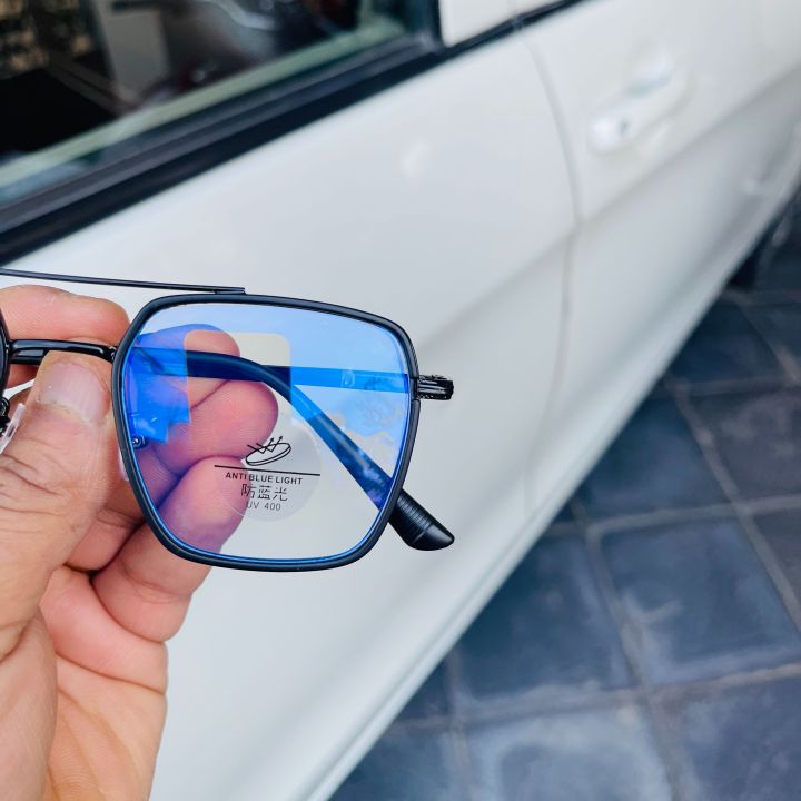 Blue%20Ray%20Cut%20Glass%20Using%20Mobile%20TV%20And%20Laptop%20Black%20Metal%20Frame%20Glass%20For%20Men%20-%20Image%203