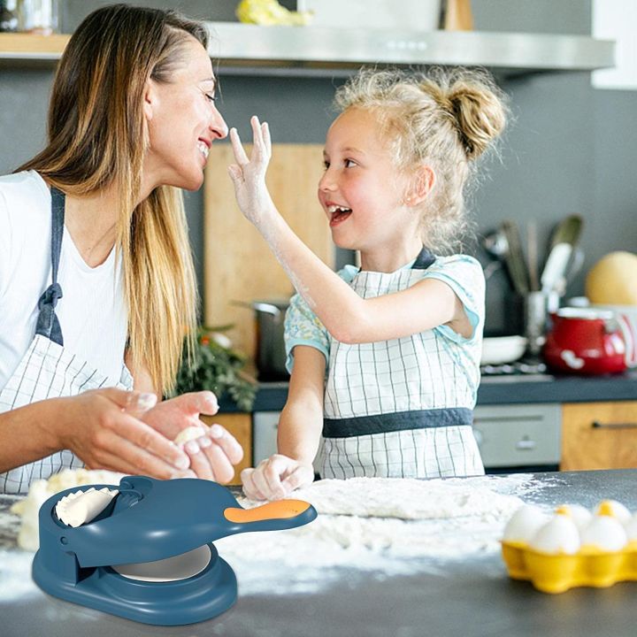 Momo%20Maker%20&%20Gujiya%20Maker,2-in-1%20Dumpling%20Maker%20with%20Dumpling%20Skin%20Press%20&%20Mould,Food-Grade%20Pp%20Material,Easy%20to%20Use%20Momo%20Maker%20-%20Image%204