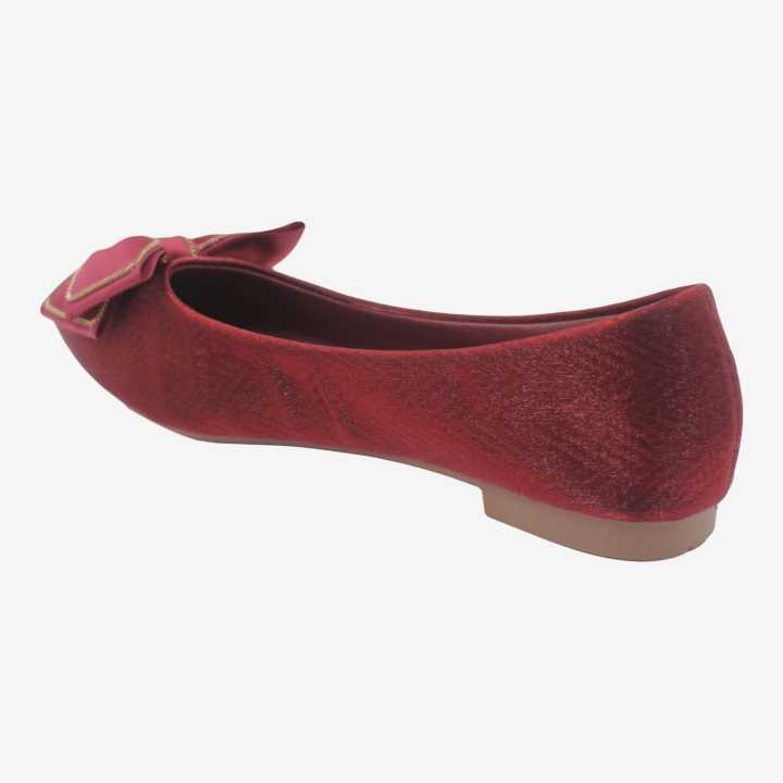Maroon%20Color%20Fashionable%20Cock%20Shoes%20For%20Women%20-%20Image%205