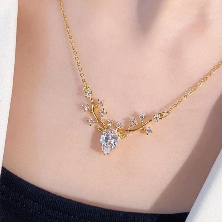 Exquisite%20Pendant%20necklace%20Graceful%20Fashionable%20Stylish%20Collarbone%20chain%20Delicate%20Temperamental%20%20necklace%20for%20Daily%20wear%20Party%20accessory%20Fashion%20lovers%20Anniversary%20celebration%20Valentine's%20Day%20surprise%20-%20Image%209