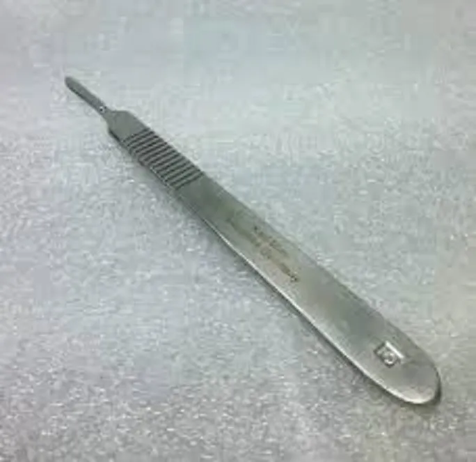 Surgical%20Blade%20Holder%20No:%203%20,%20%20Multiple%20Purpose%20Medical%20grade%20Scalpel%20Holder%20-%201%20piece(Blade%20Holder%20Only)%20-%20Image%205
