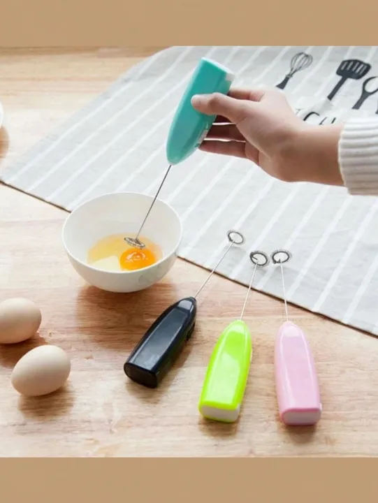 Mini%20Portable%20Hand%20Blender%20-%20Battery%20Operated%20for%20Coffee,%20Shakes,%20Egg%20Beater,%20Milk%20Frother,%20Coffe%20Maker%20-%20Image%206