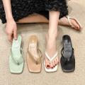 Women's slippers solid color ladies thin summer sandals chuck fashion ladies 2025 new heel flip flops new designer casual. 
