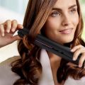 Philips Straight Care Vivid Ends Straightener With Keratin Infusion - BHS675. 