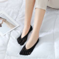 Ultralight Women socks Comfortable Anti-friction Silicone Five-finger socks Anti-slip Breathable Ultrathin socks for Sports Yoga Running Casual wear. 