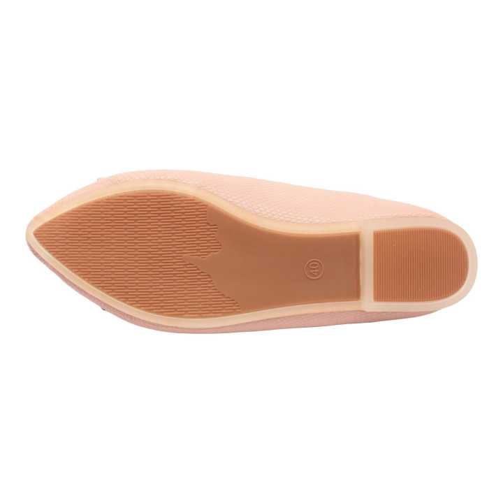 Pink%20Miss%20Buckle%20Design%20Closed%20Shoes%20For%20Women%20-%20Image%206