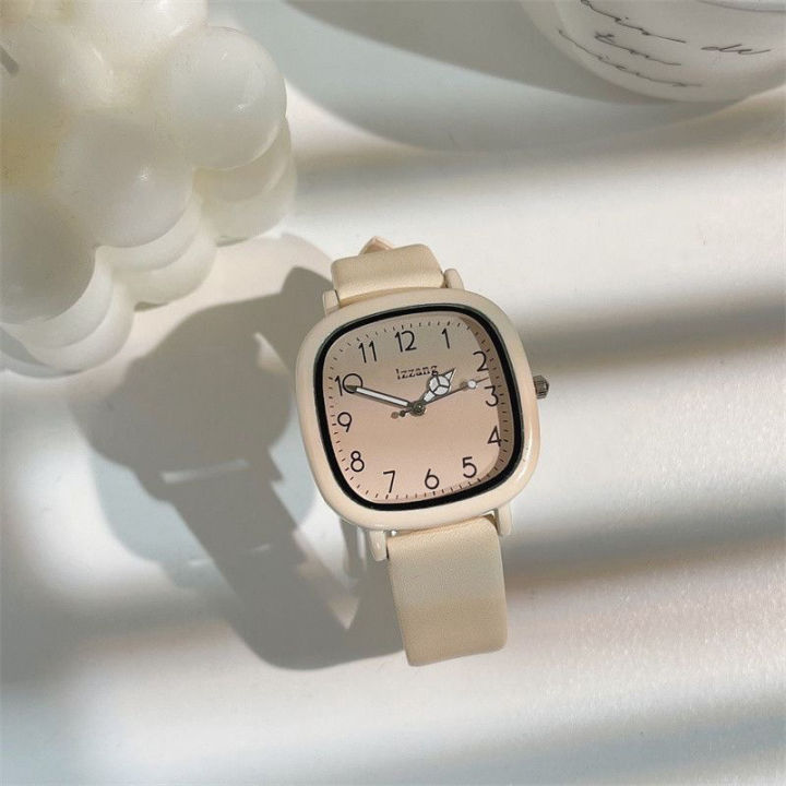 Simple%20and%20Elegant%20Style%20for%20Girls,%20Fresh%20and%20Vintage%20Forest%20Series%20Women's%20Antique%20Watch%20-%20Image%205