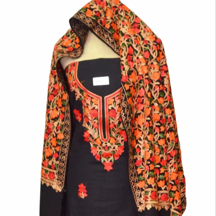 Black%20Embroidered%20Woolen%20Kashmiri%20Unstitched%20Kurta%20Shalwar%20&%20Shawl%20Set%20For%20Women%20-%20Image%204