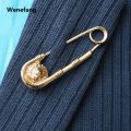 Wenefang 1pc Alloy Double Lion Head Brooch Pin Fashion DIY Safety Pins Women High Quality Waist Closing Artifact Men Suit Jacket Decoration Jewelry. 