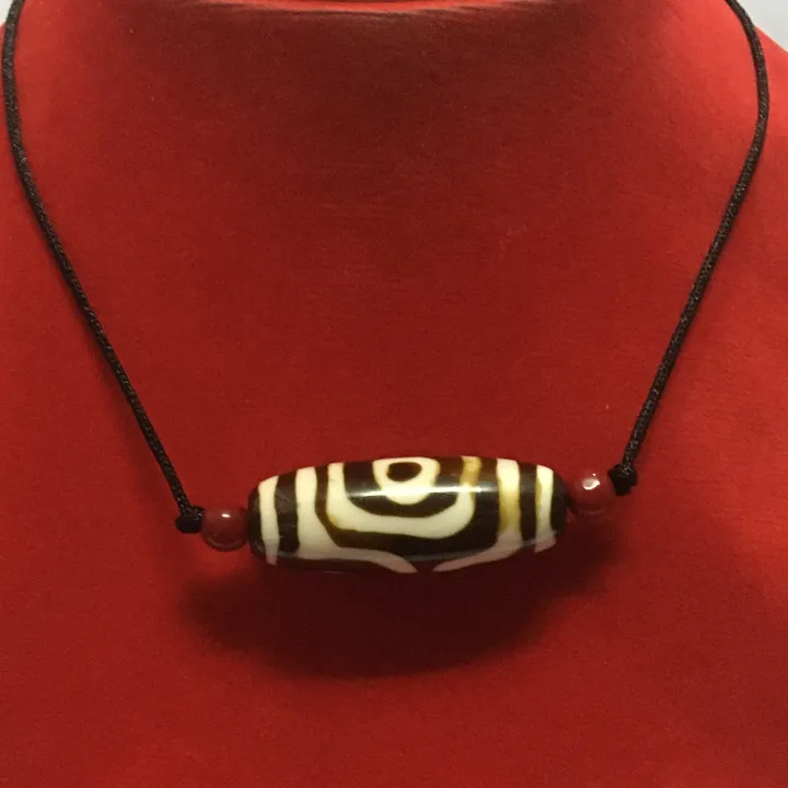 Dzi%20Bead%20Stone%20Beaded%20Necklace.%20Traditional%20Handmade%20Tibetan%20Ethnic%20Necklace%20For%20Women%20-%20Image%203