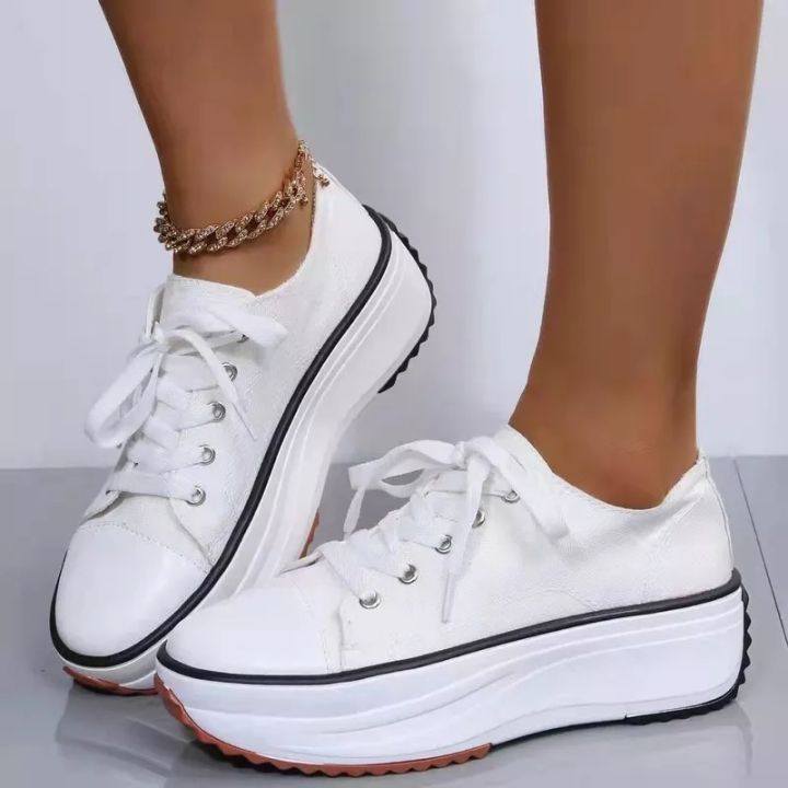 New%20Trendy%20Fashion%20White%20Sneakers%20For%20Women%20(1W-34))%20-%20Image%204