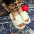 Trendy Deluxe chappal for Females, Latest design slippers for Women, Low price ladies chappal of Deluxe Shoes. 