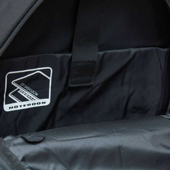One%20Polar%20Unisex%20Black%20Color%20Polyester%20Zippered%20Vibrant,%20Stylish%20Laptop%20Bagacks%20Model%20No%20-%204632%20(Size%20-%20470*140*310mm)%20-%20Image%206