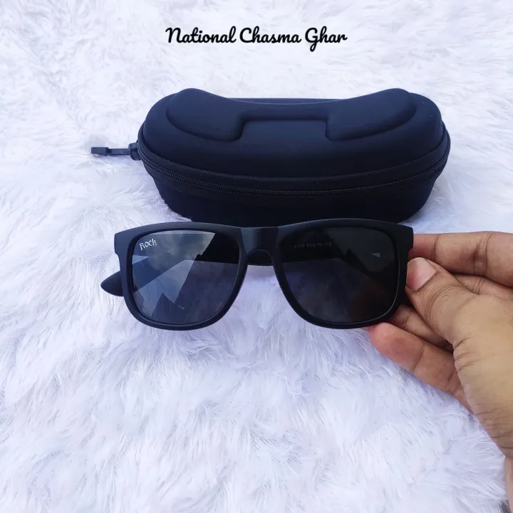 2021%20Vintage%20Premium%20Quality%20Mirrored%20Curved%20Dust%20Protected%20Square%20Wayfarer%20Sunglasses%20For%20Men%20And%20Women%20-%20Image%204