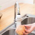 Universal Movable Kitchen Tap Head. 