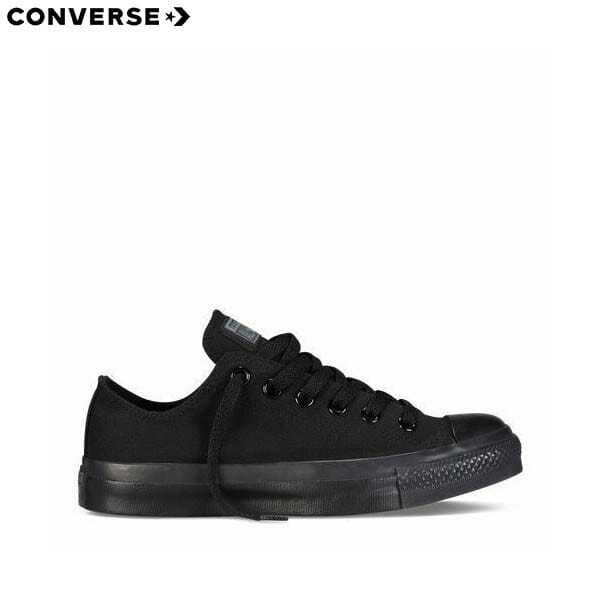 Converse%20Black%20Chuck%20Taylor%20All%20Star%20Low%20Top%20Sneakers%20For%20Unisex%20M5039C%20-%20Image%202