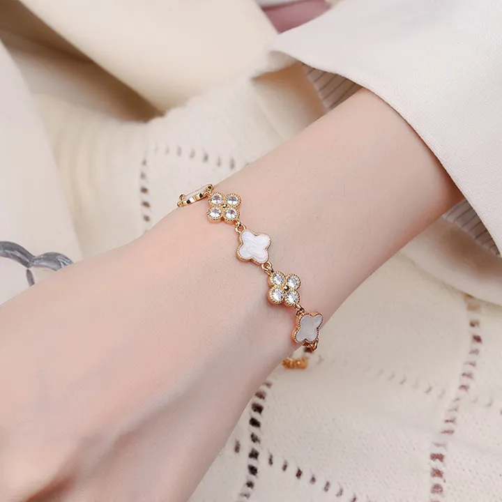 Exquisite%20Temperament%20Four%20Leaf%20Flower%20Bracelets%20Fashion%20Zircon%20Flower%20Bracelet%20JIJIN%20-%20Image%207