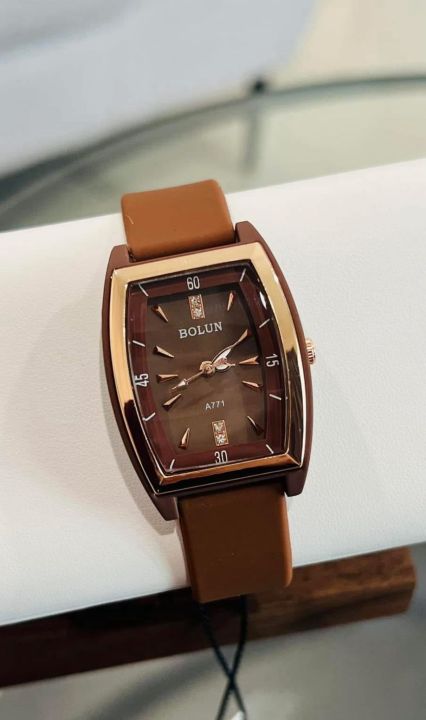BOLUN%20Premium%20Ladies%20Analog%20Watch%20%E2%80%93%20Stylish%20Rectangle%20Dial%20%7C%20Available%20in%20Brown,%20Red,%20Black,%20Green%20&%20White%20-%20Image%202