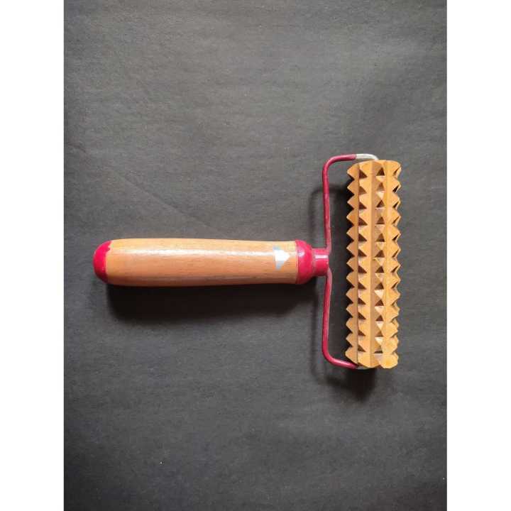 Body massager-Hand roller-Acupressure-treatment