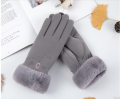 Winter Gloves Women Windproof Waterproof Internal Plush Fashion Warm Skin Friendly Soft Women Gloves. 