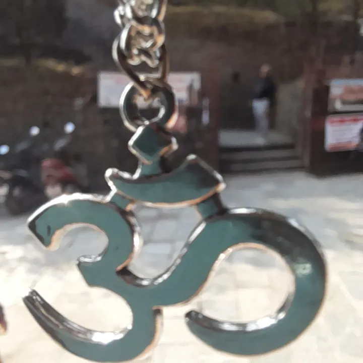 Om%20Locket%20Pendant%20Sampada%20Puja%20-%20Image%205