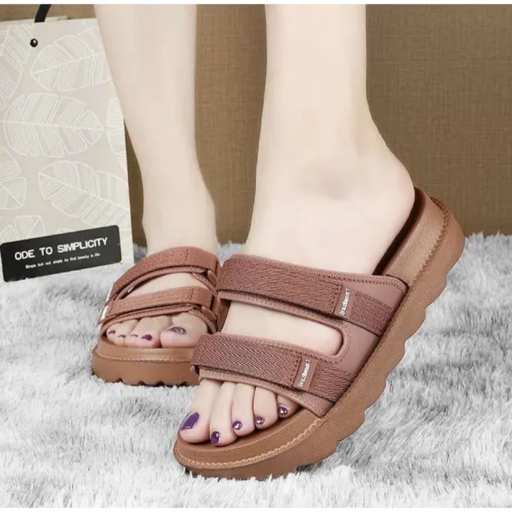 Korean%20Ladies%20Fashion%20Matching%20Buckle%20Slippers%20-%20Image%202