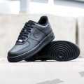 Air Force 1 Full Black Sneaker for Men. 